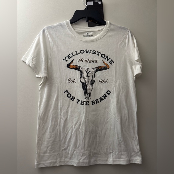 White Yellowstone Graphic T-Shirt - Picture 1 of 4